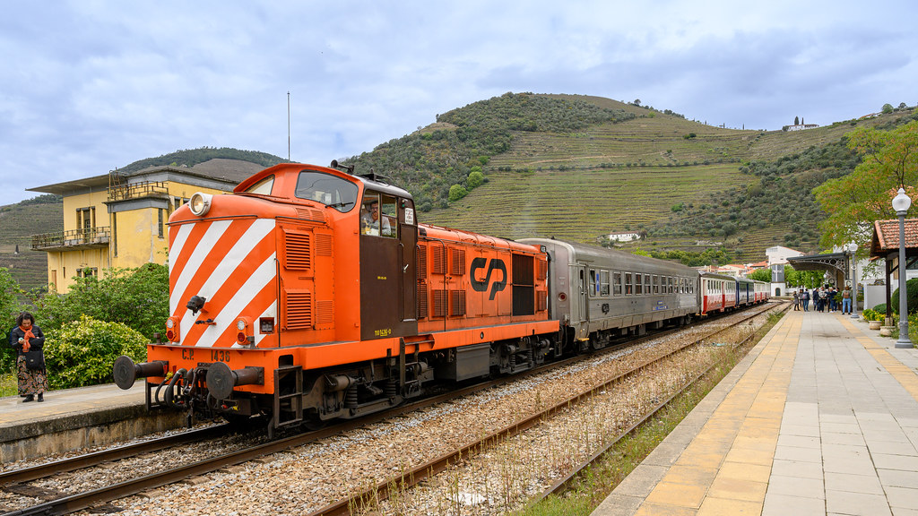 Pinhão CP 1436 trein 865 Porto Sao Bento Poncinho